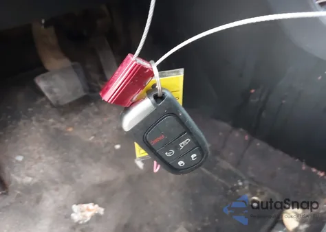 2016 Jeep Cherokee Latitude z USA, uszkodzony, nr VIN 1C4PJLCB8GW189787